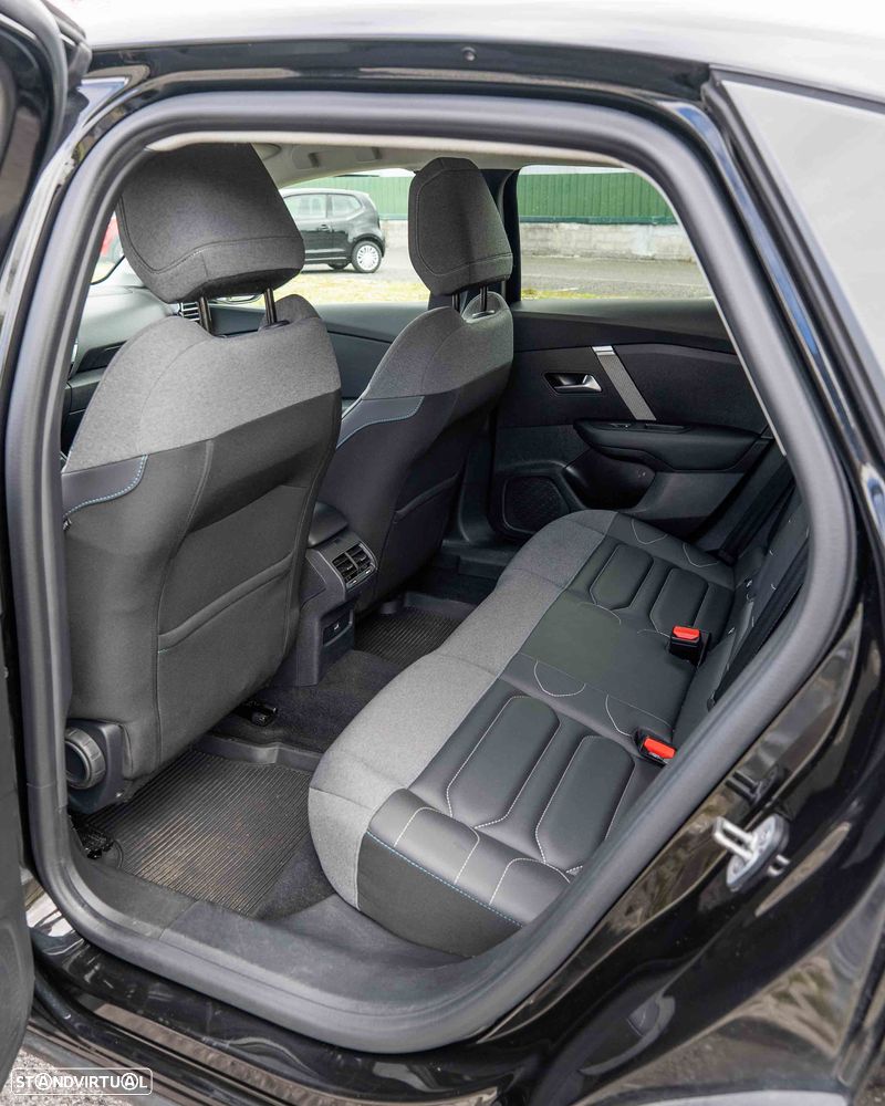 Citroën C4 X PureTech 130 Stop&Start EAT8 SHINE - 14