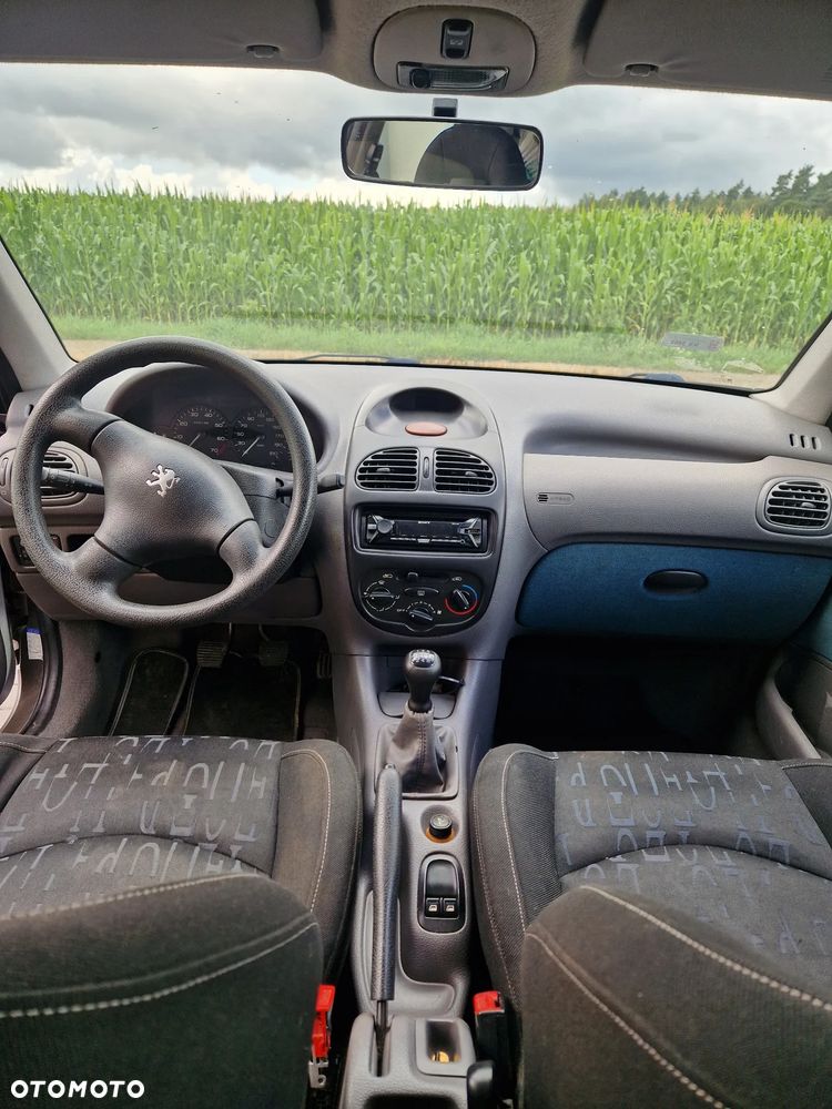 Peugeot 206 - 7