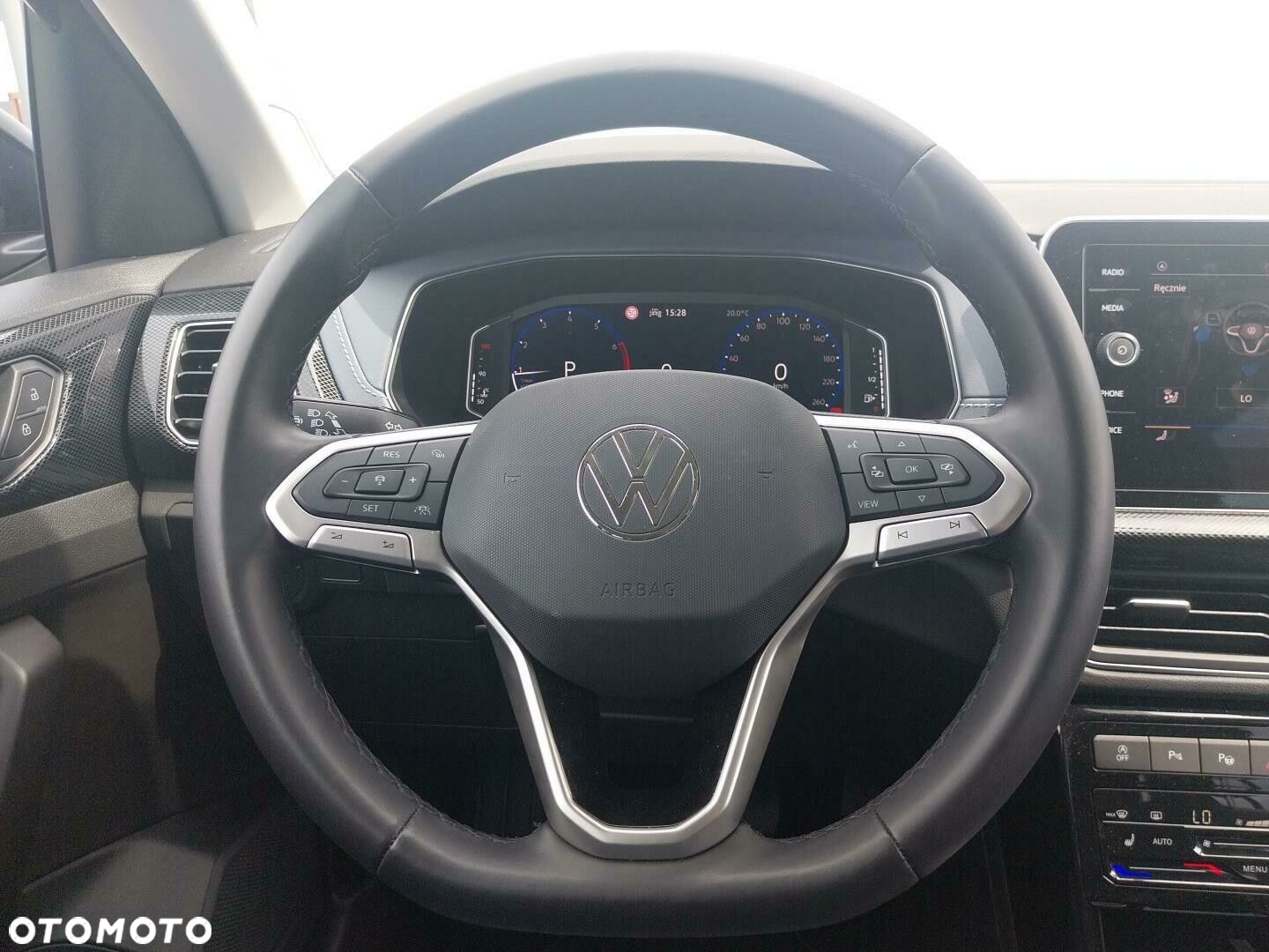 Volkswagen T-Cross - 14