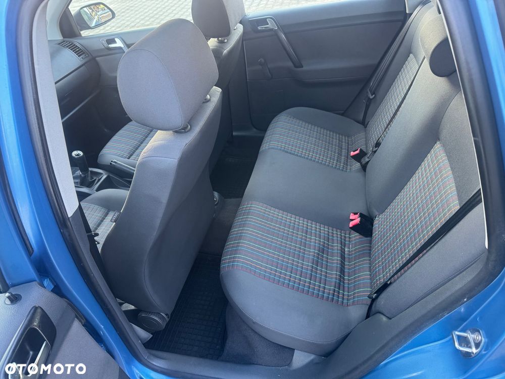 Volkswagen Polo 1.2 Comfortline - 11