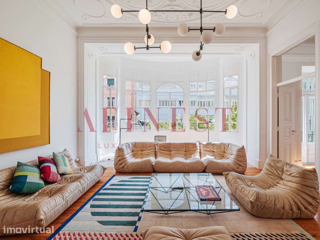 APARTAMENTO T4 JUNTO À AVENIDA DA LIBERDADE - Grande imagem: 3/60