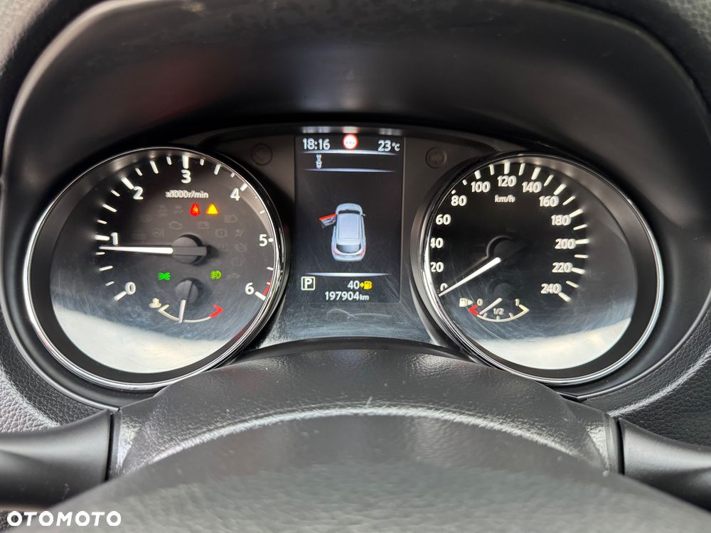 Nissan Qashqai 1.6 DCi Tekna Xtronic - 31