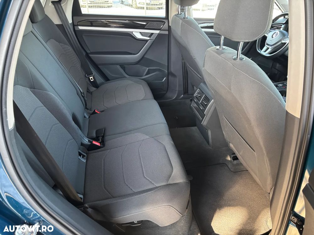 Volkswagen Touareg V6 TDI Style - 29