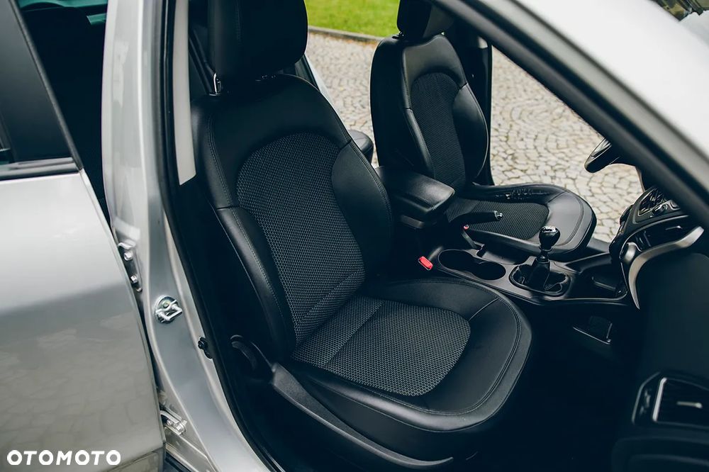Hyundai ix35 1.6 2WD blue Comfort - 20