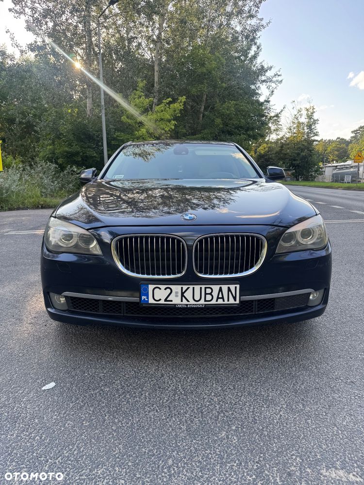 BMW Seria 7 740d xDrive - 3