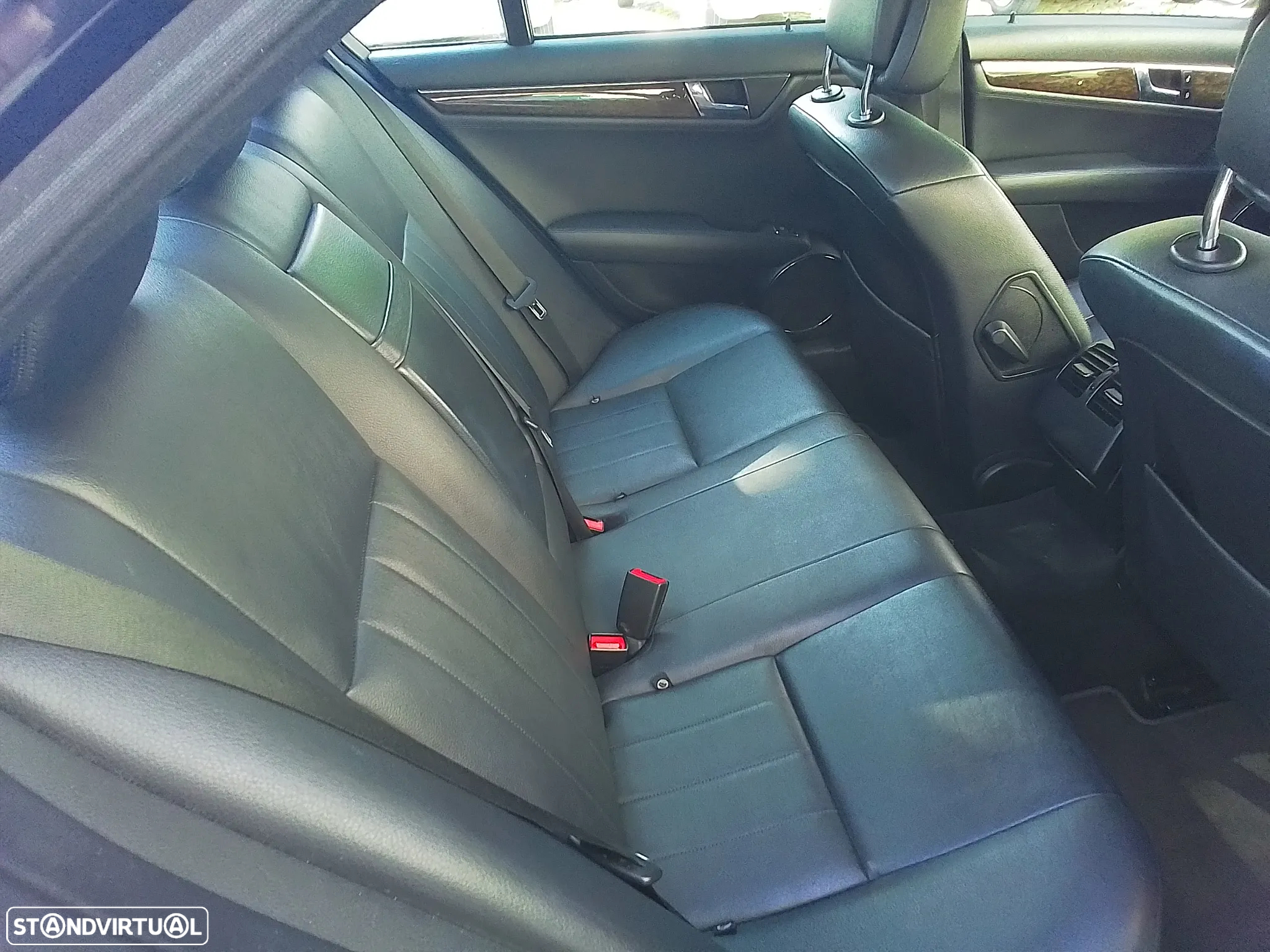 Mercedes-Benz C 320 CDi Elegance Auto. - 24