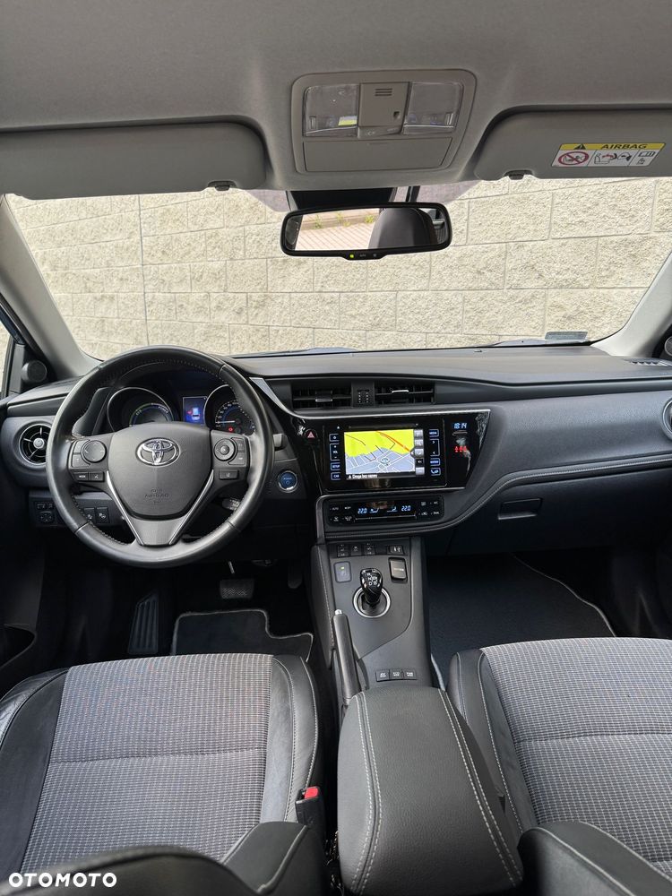 Toyota Auris Hybrid 135 Prestige - 7