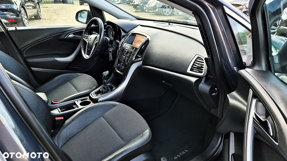 Opel Astra 1.4 Turbo Cosmo - 35