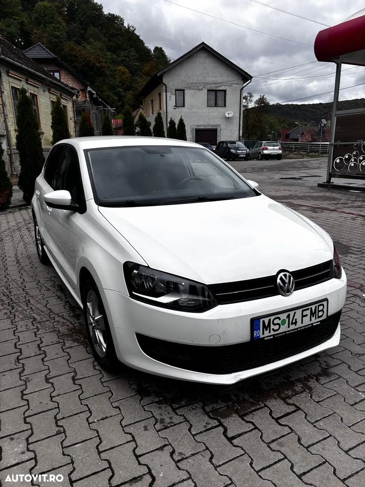 Volkswagen Polo - 2