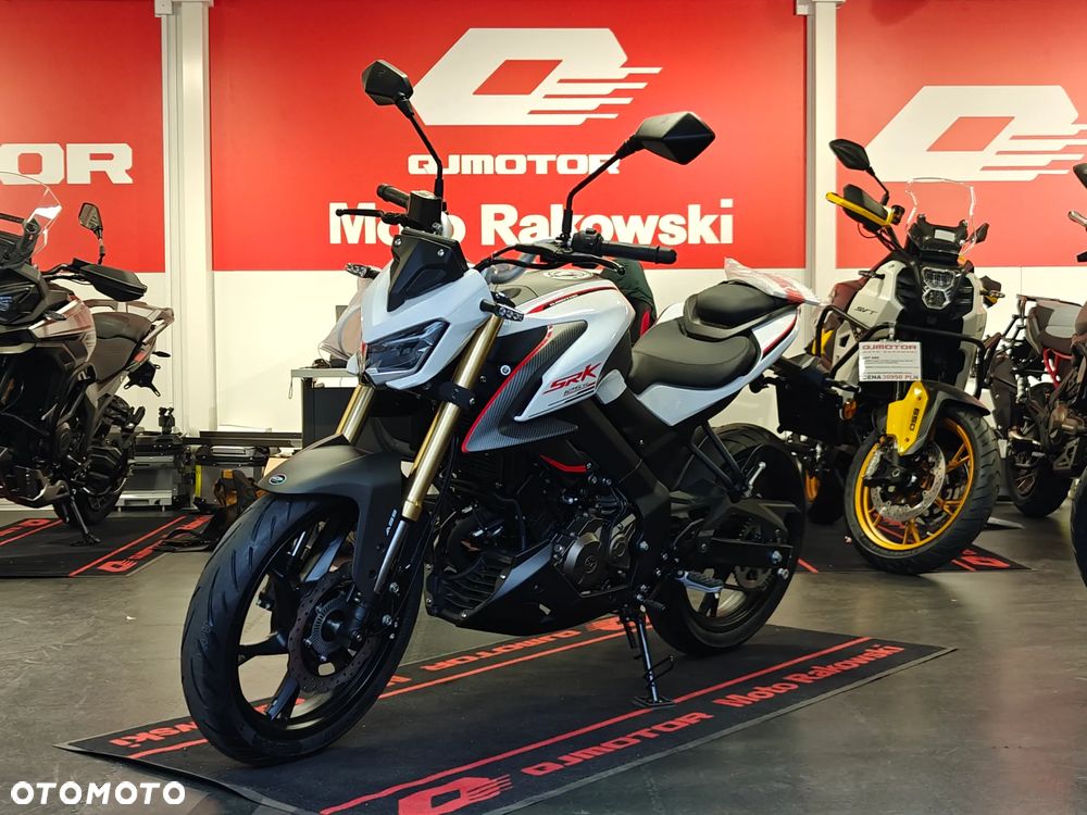 QJMOTOR SRK 125S - 13