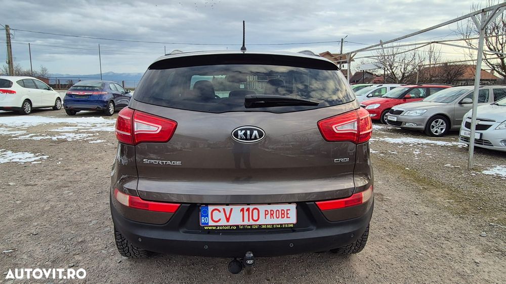 Kia Sportage ver-1-7-crdi-2wd-isg-dream--team-edition - 6