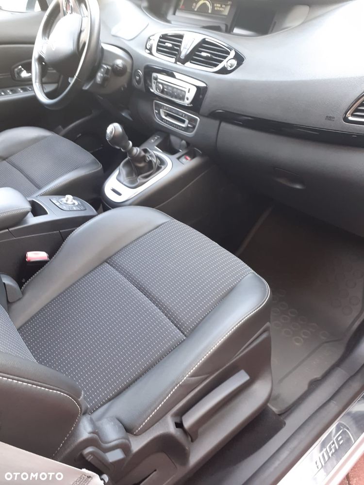 Renault Scenic - 10