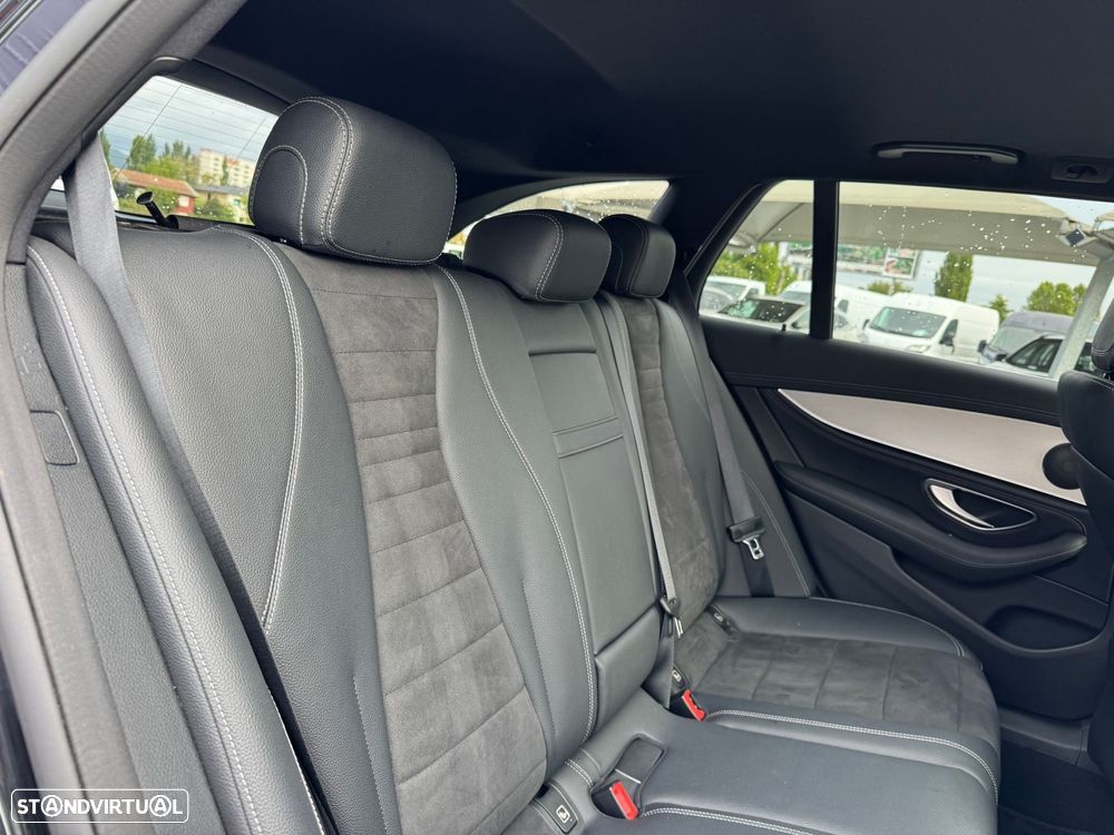 Mercedes-Benz E 300 de AMG Line - 14
