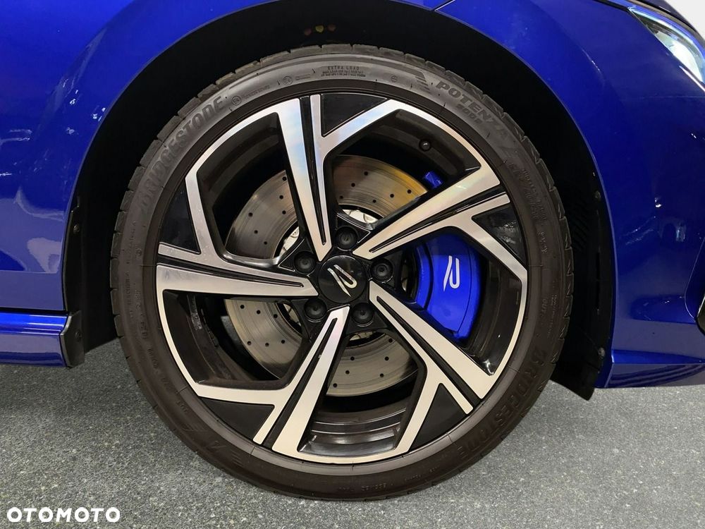 Volkswagen Golf Variant - 12