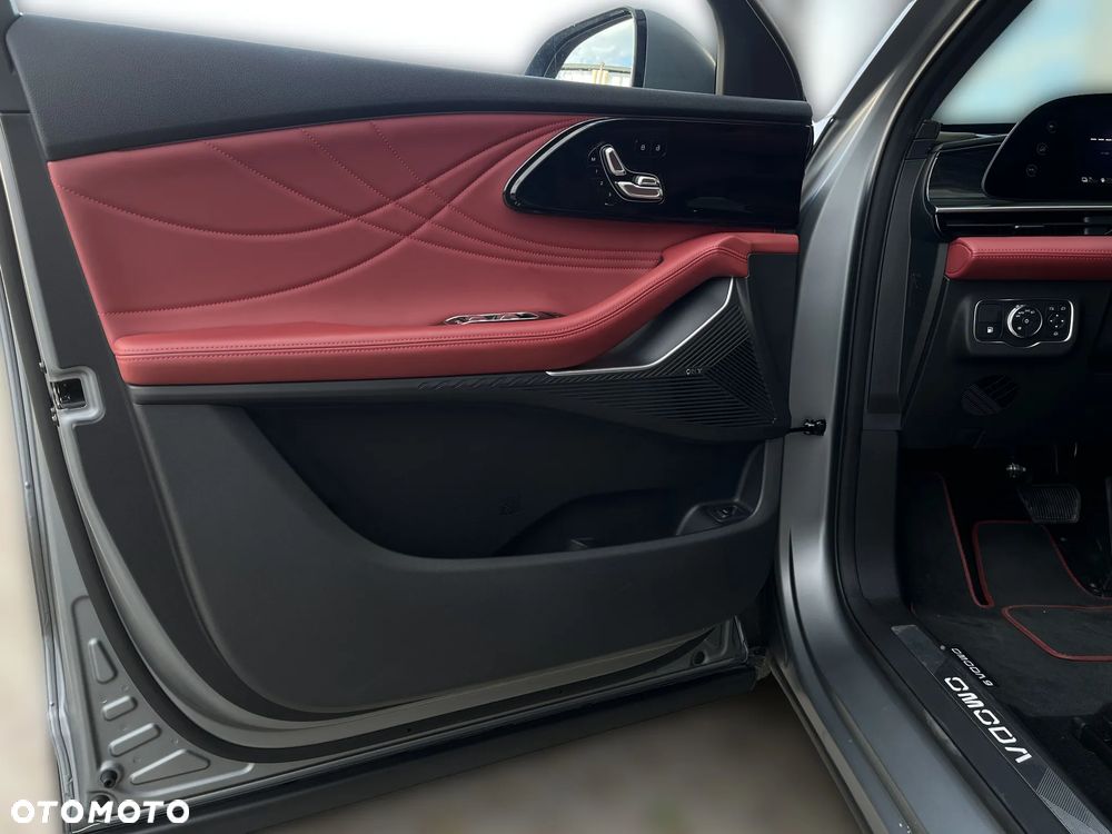 Omoda 9 1.5 Super Hybrid Exclusive AWD - 11