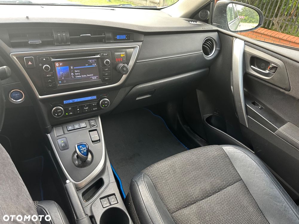 Toyota Auris - 9