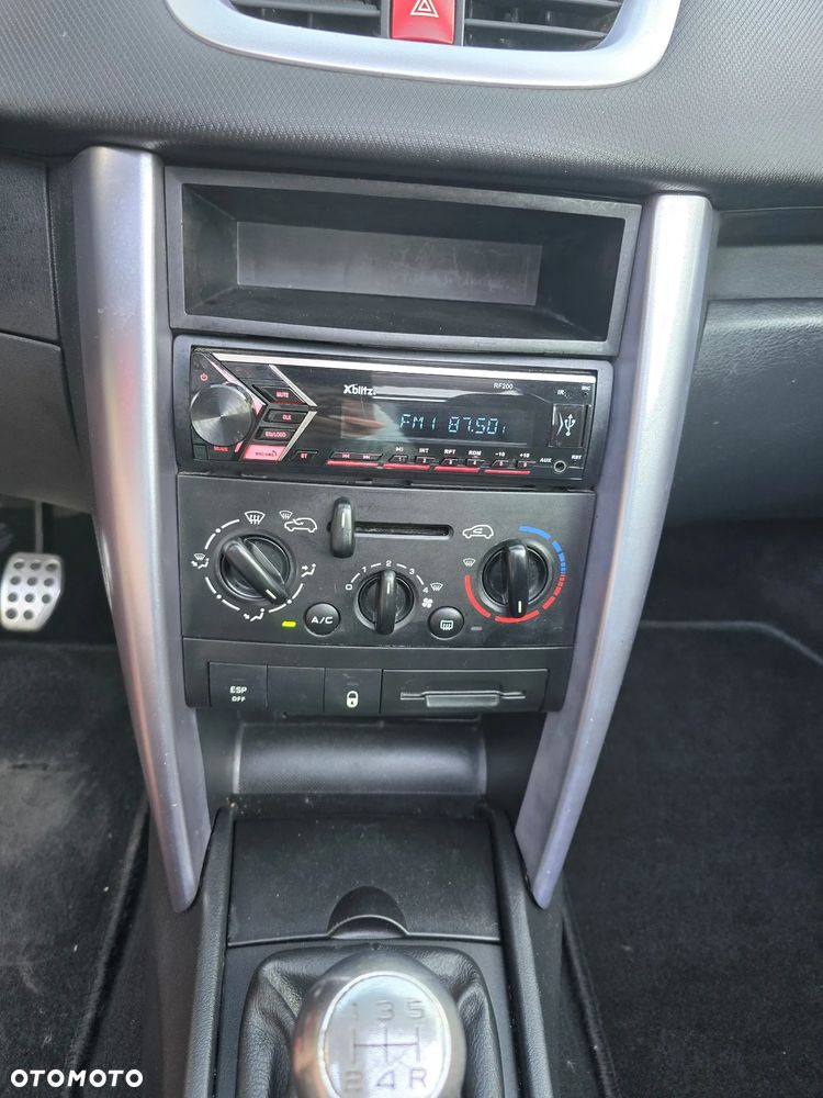 Peugeot 207 - 7