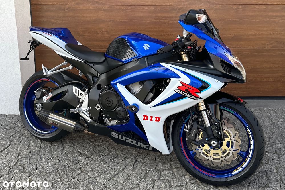 Suzuki GSX-R - 1