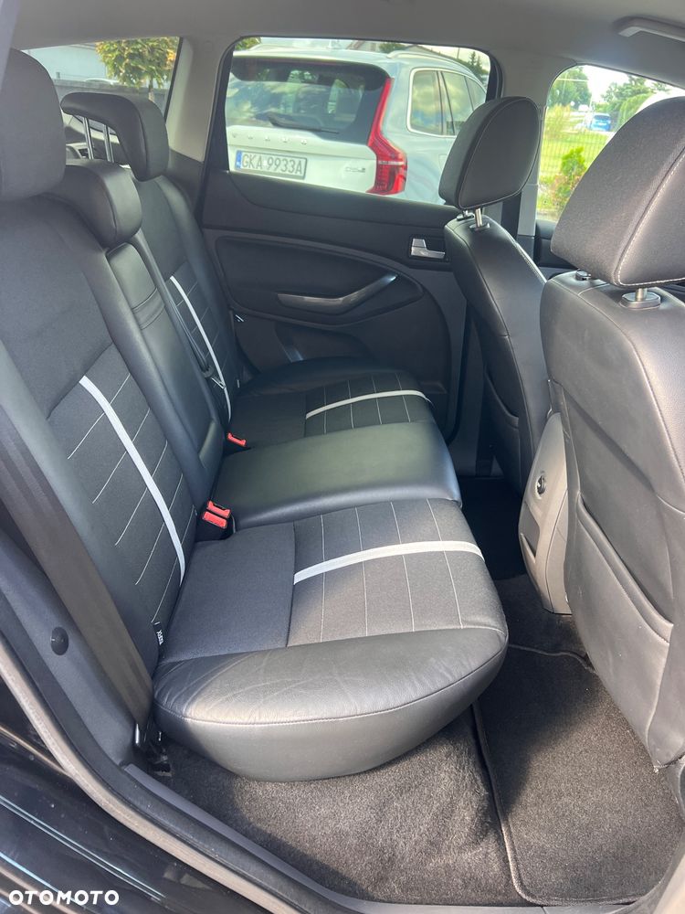 Ford Kuga 2.0 TDCi Titanium FWD - 14