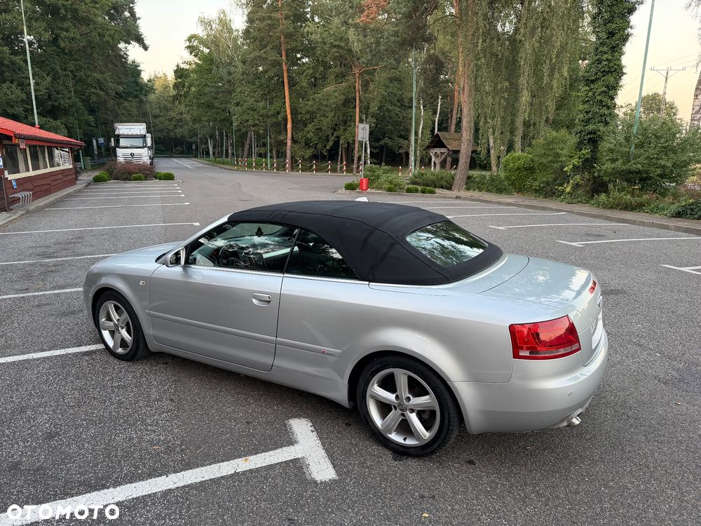 Audi A4 Cabrio 2.0 TDI DPF - 5