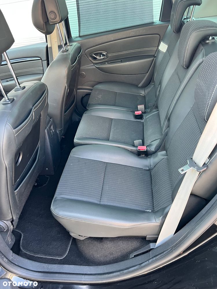 Renault Scenic ENERGY TCe 115 Bose Edition - 12