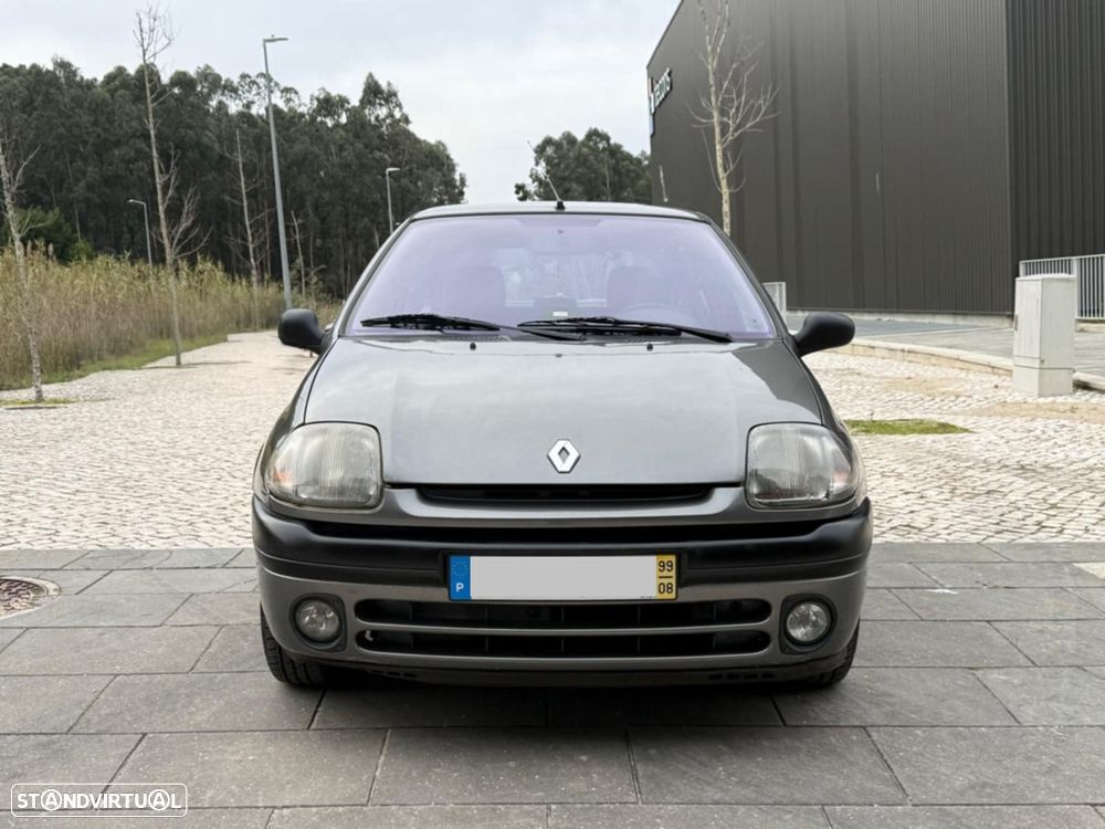 Renault Clio 1.2 RT - 2