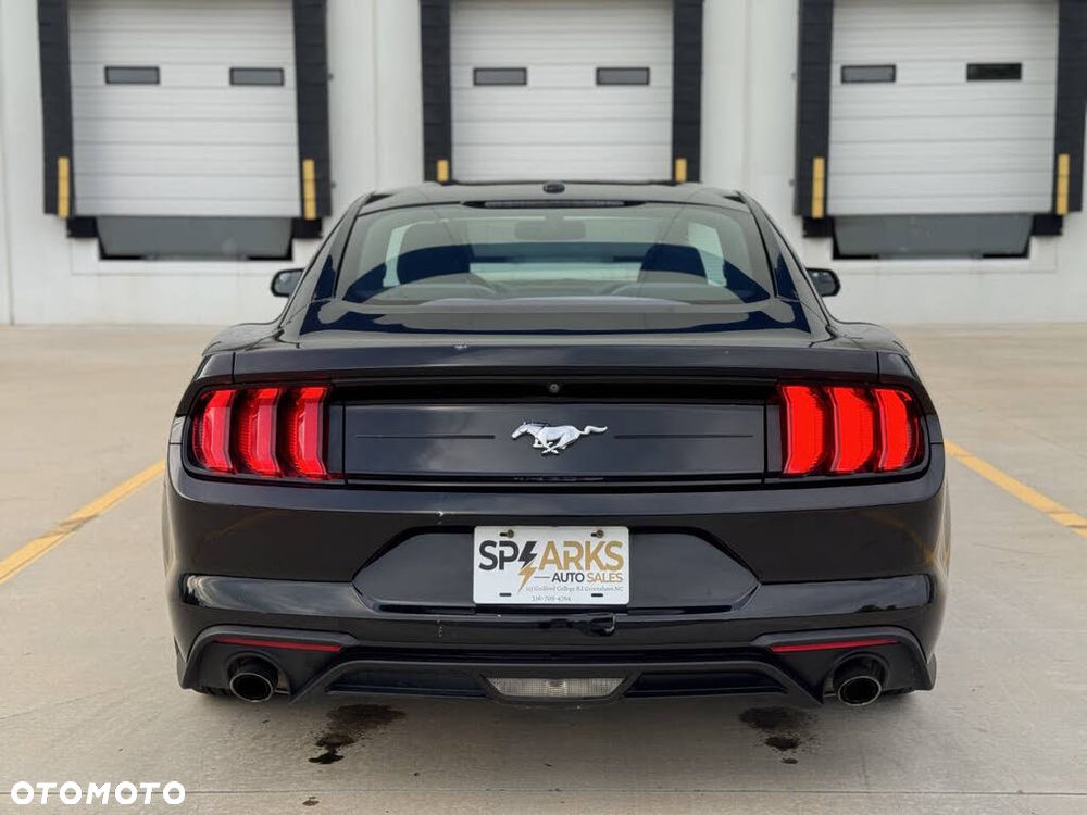 Ford Mustang - 14