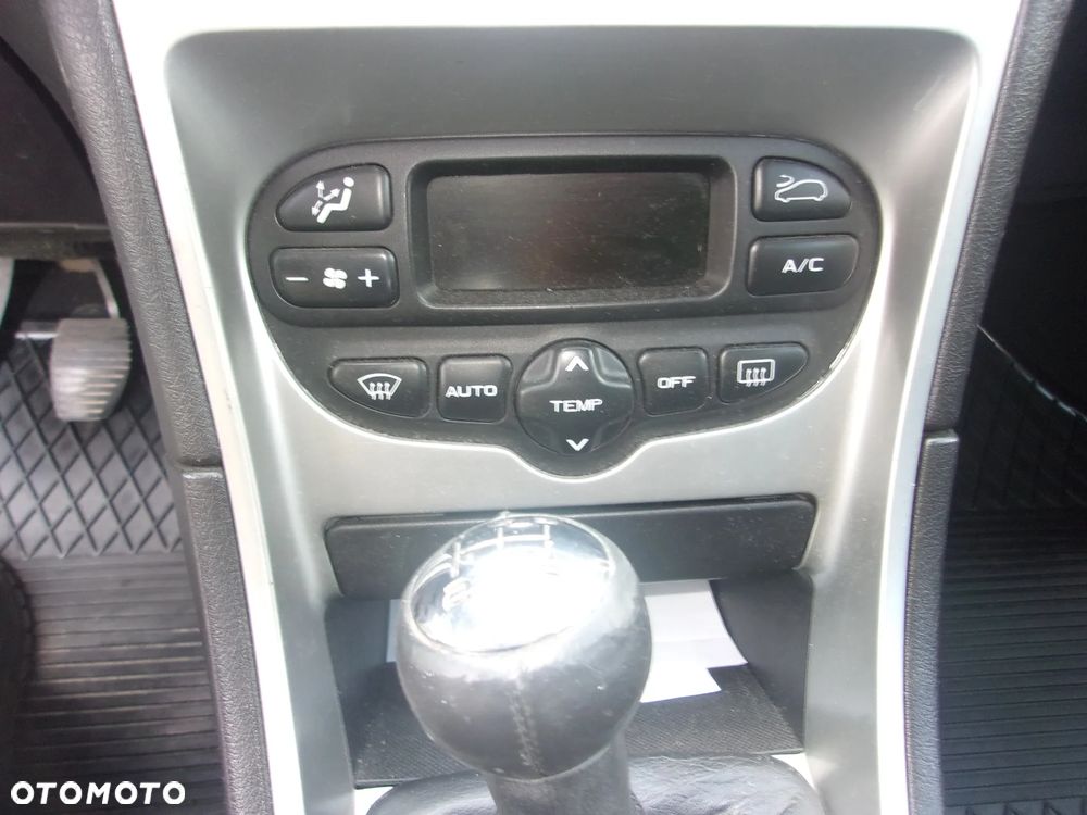 Peugeot 307 2.0 XT Premium - 8