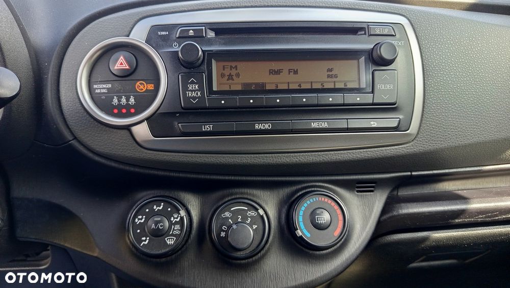 Toyota Yaris 1.0 VVT-i Life - 34