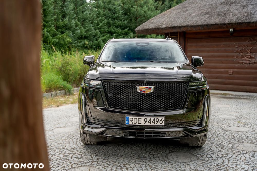 Cadillac Escalade - 6