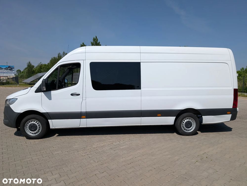 Mercedes-Benz Sprinter - 4
