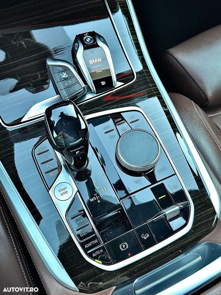 BMW X5 xDrive45e - 18