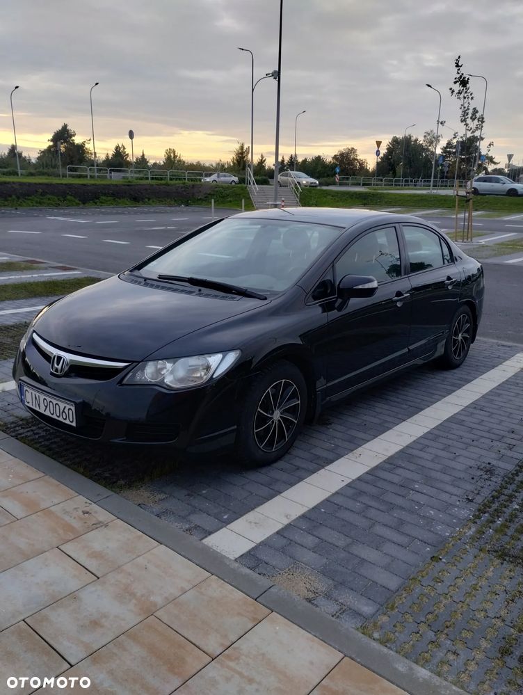 Honda Civic 1.8 Comfort - 3