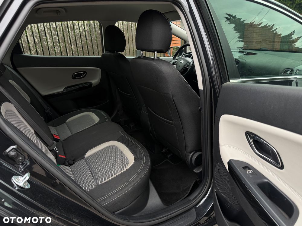 Kia Ceed 1.6 GDI Platinum Edition - 11