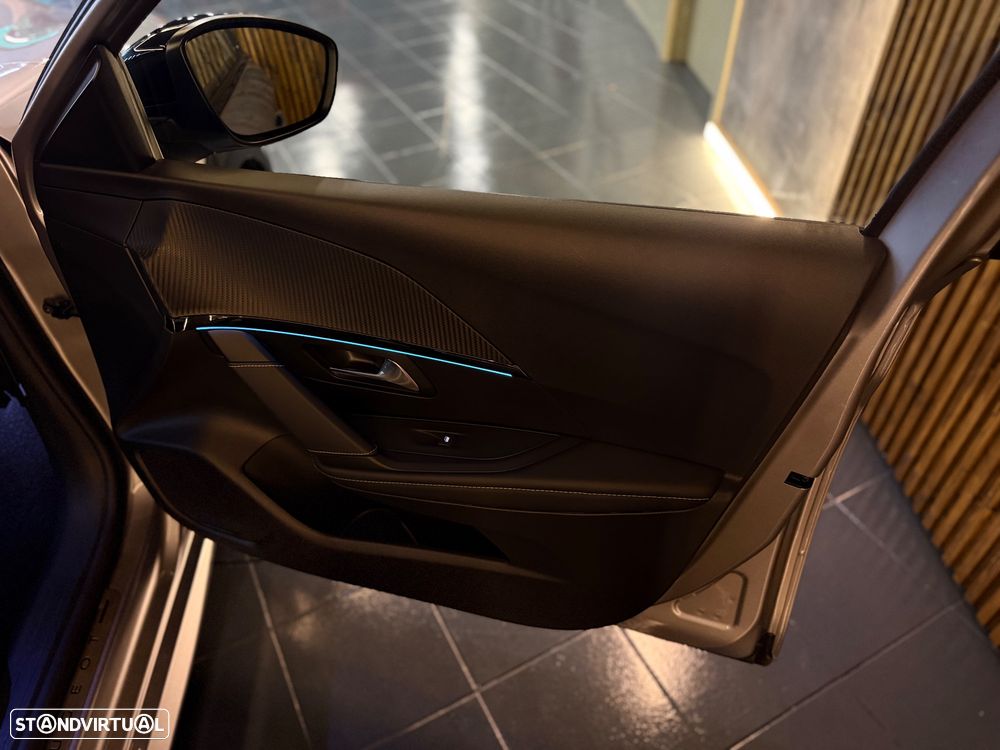 Peugeot e-208 50 kWh GT Pack - 27