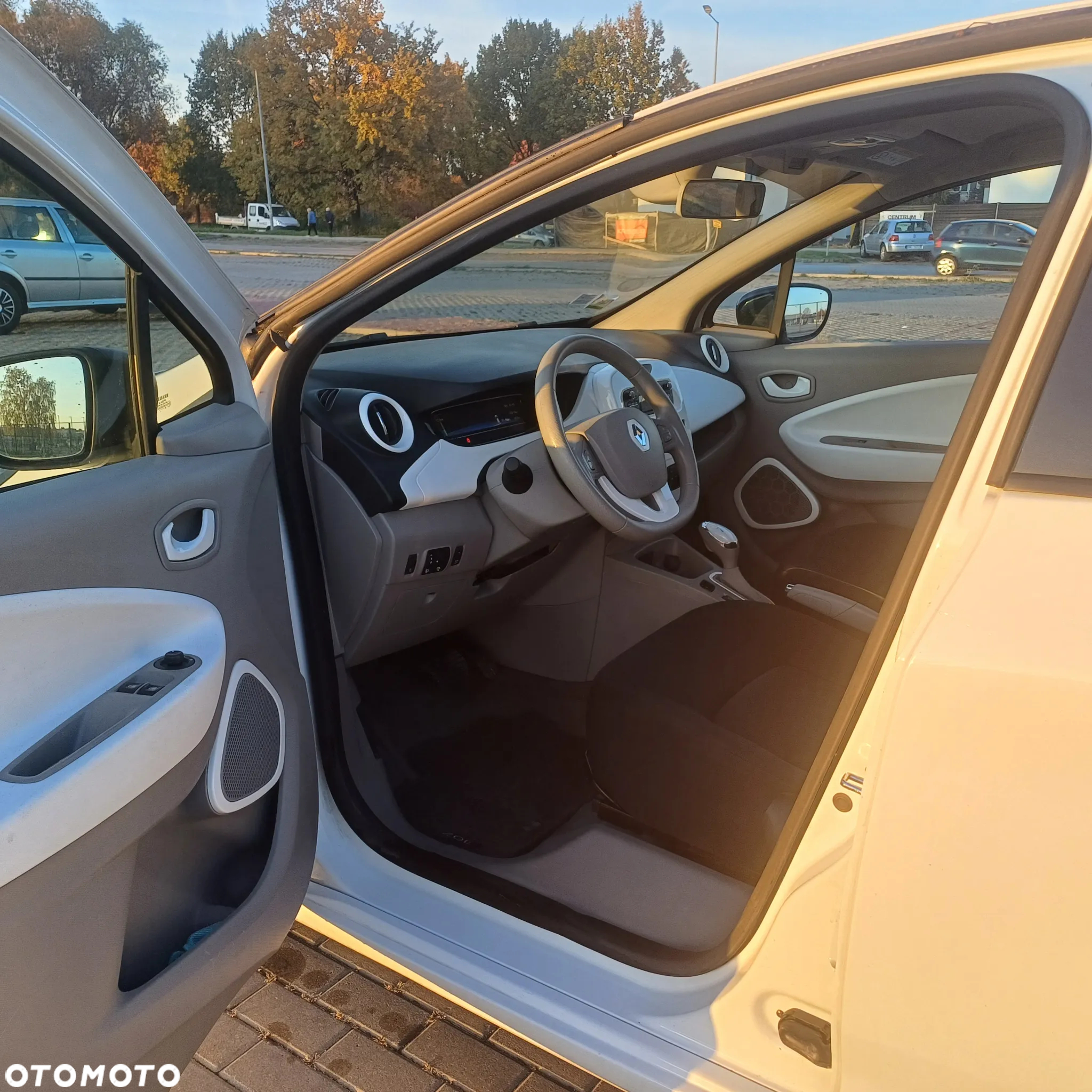 Renault Zoe - 10