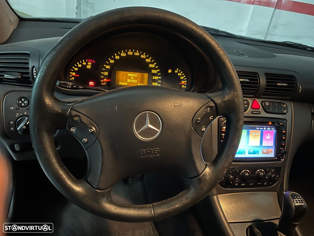 Mercedes-Benz C 270 T CDI Avantgarde - 4