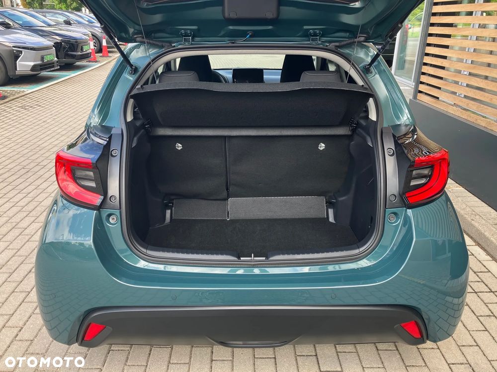 Toyota Yaris Hybrid 1.5 Style - 8