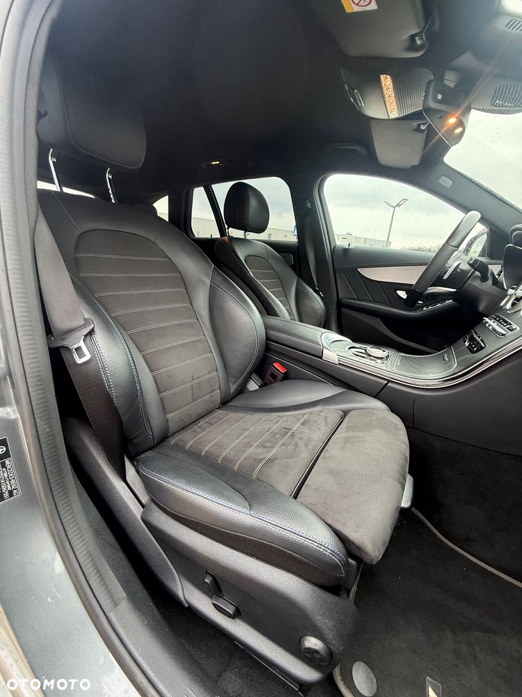 Mercedes-Benz Klasa C 220 d 4Matic 9G-TRONIC Edition AMG Line - 23
