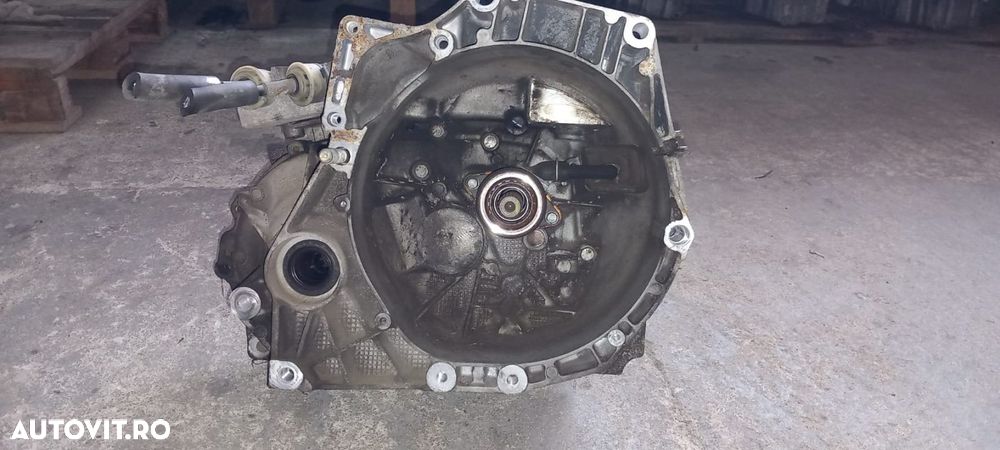 CUTIE VITEZE MANUALA 1.4 B ALFA ROMEO MITO 5.TR. - 1