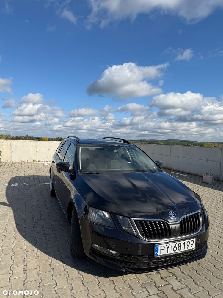 Skoda Octavia 1.6 TDI Ambition DSG - 2
