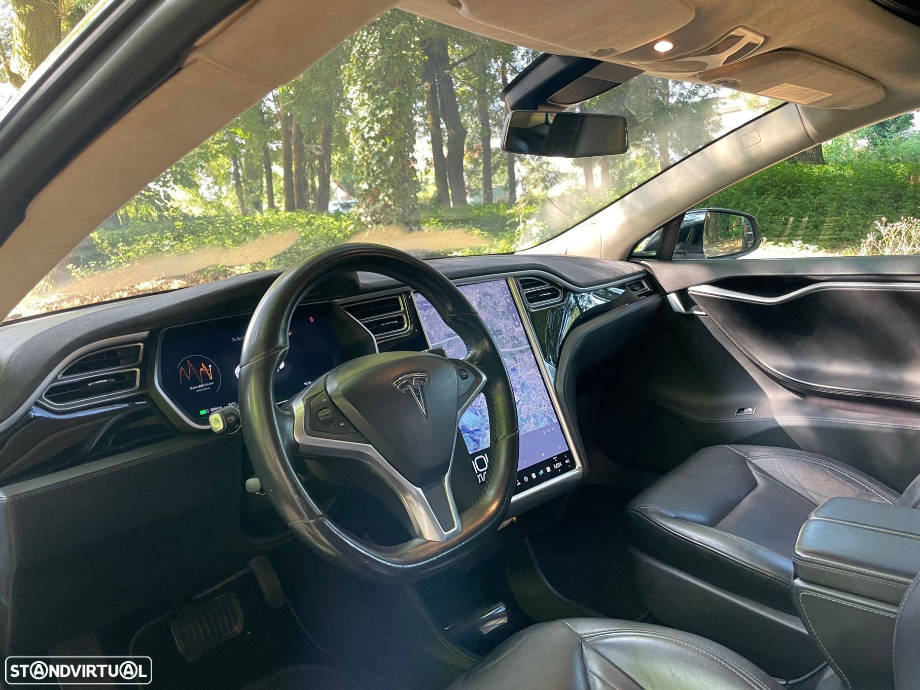 Tesla Model S 90D - 24