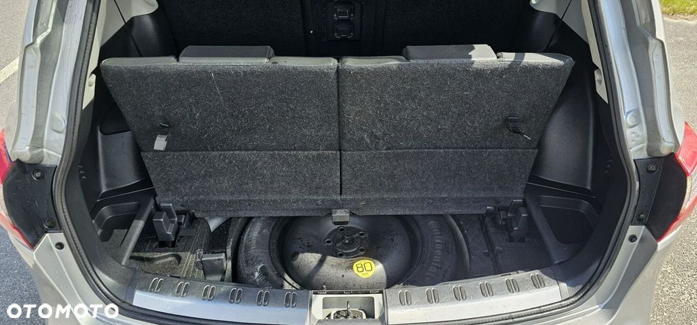 Nissan Qashqai+2 - 16