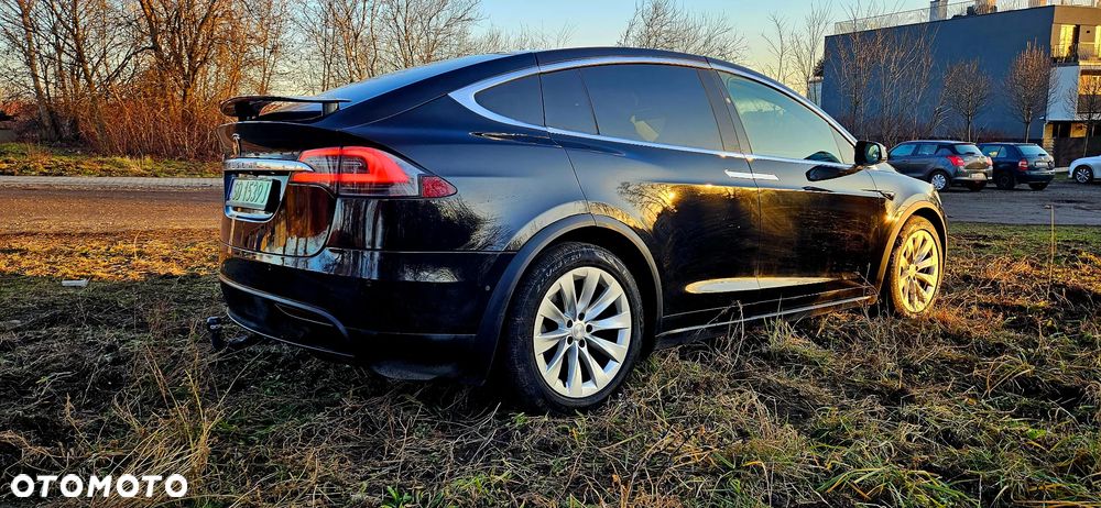 Tesla Model X 2017 photo 4