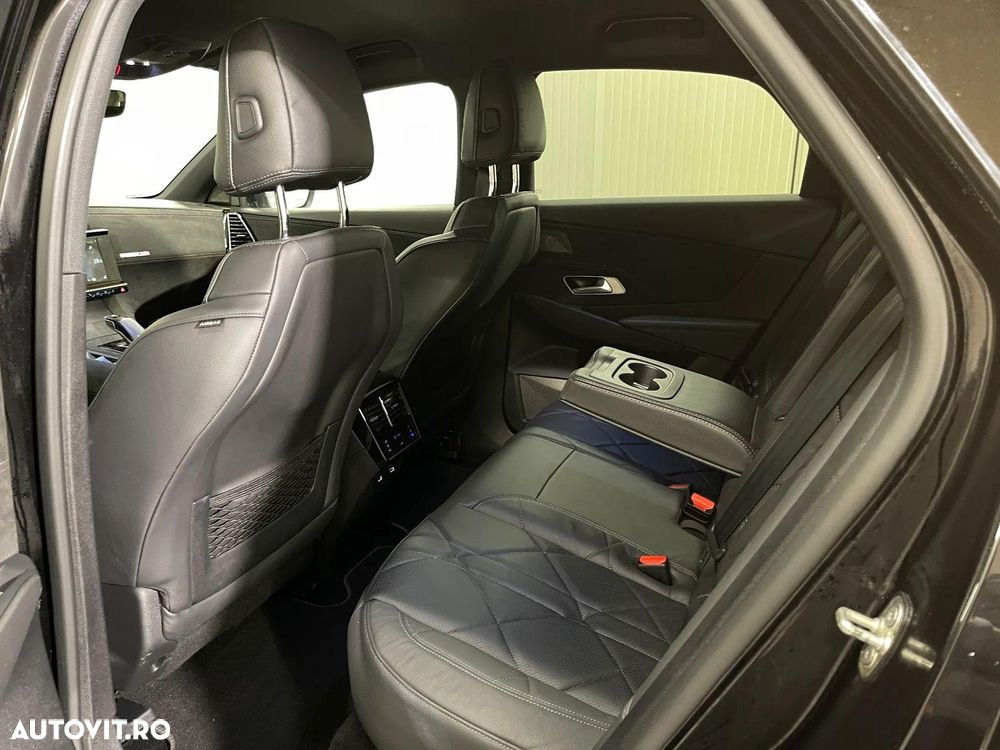 DS Automobiles DS 7 Crossback - 11