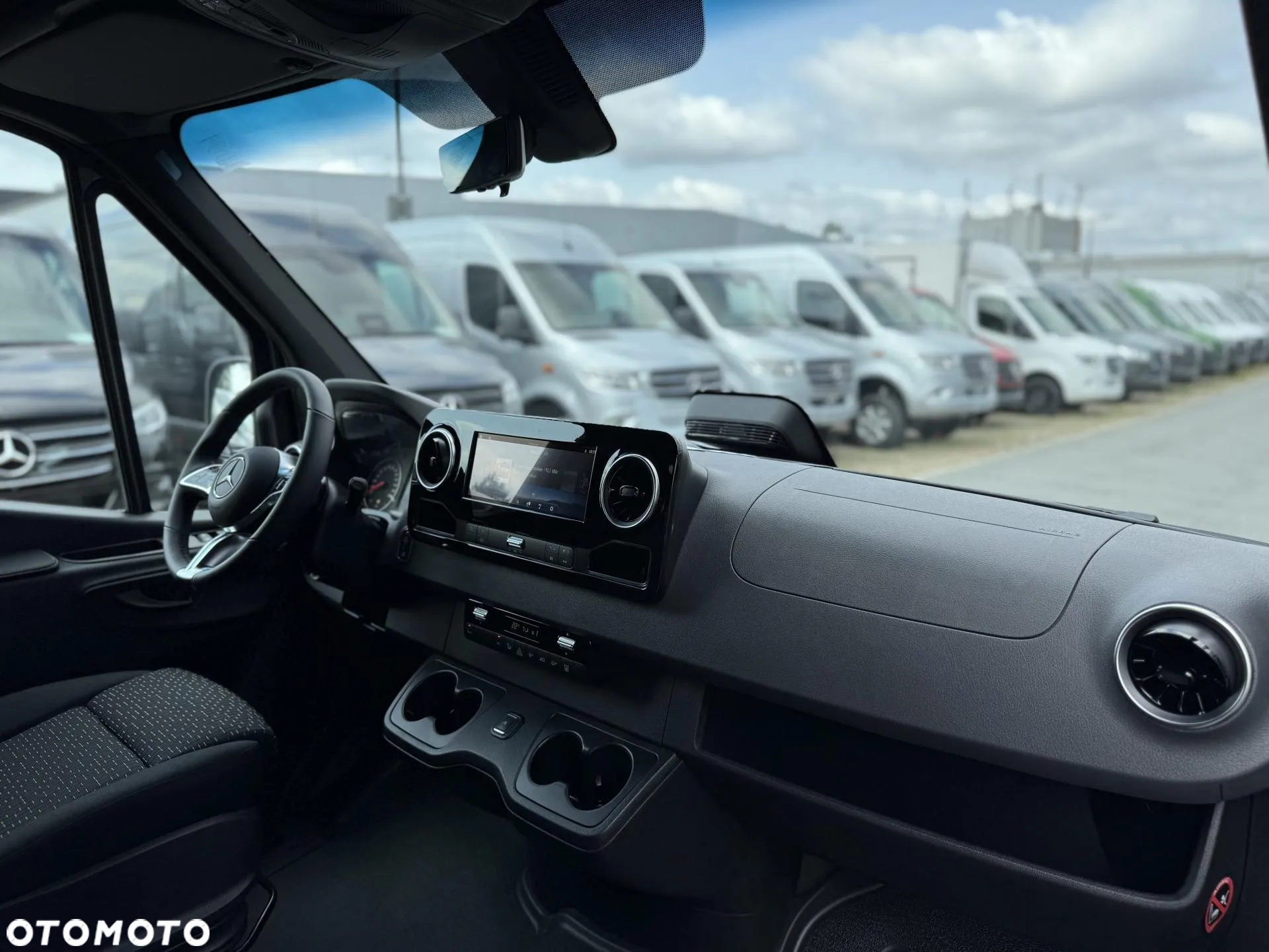 Mercedes-Benz Sprinter - 8
