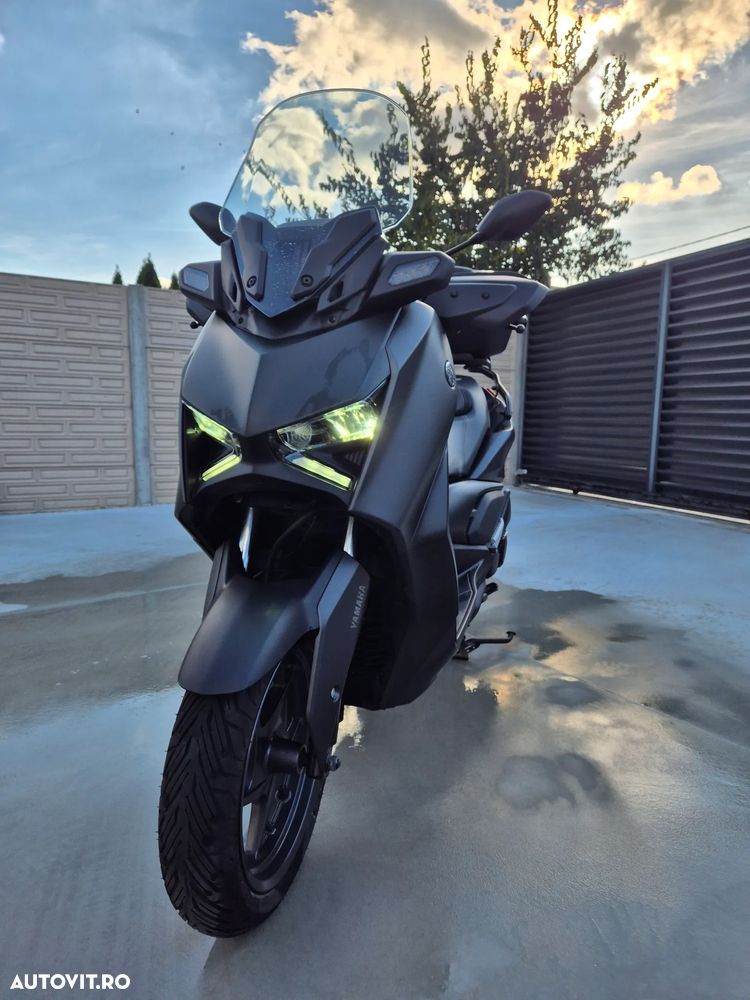 Yamaha XMAX 125 - 1
