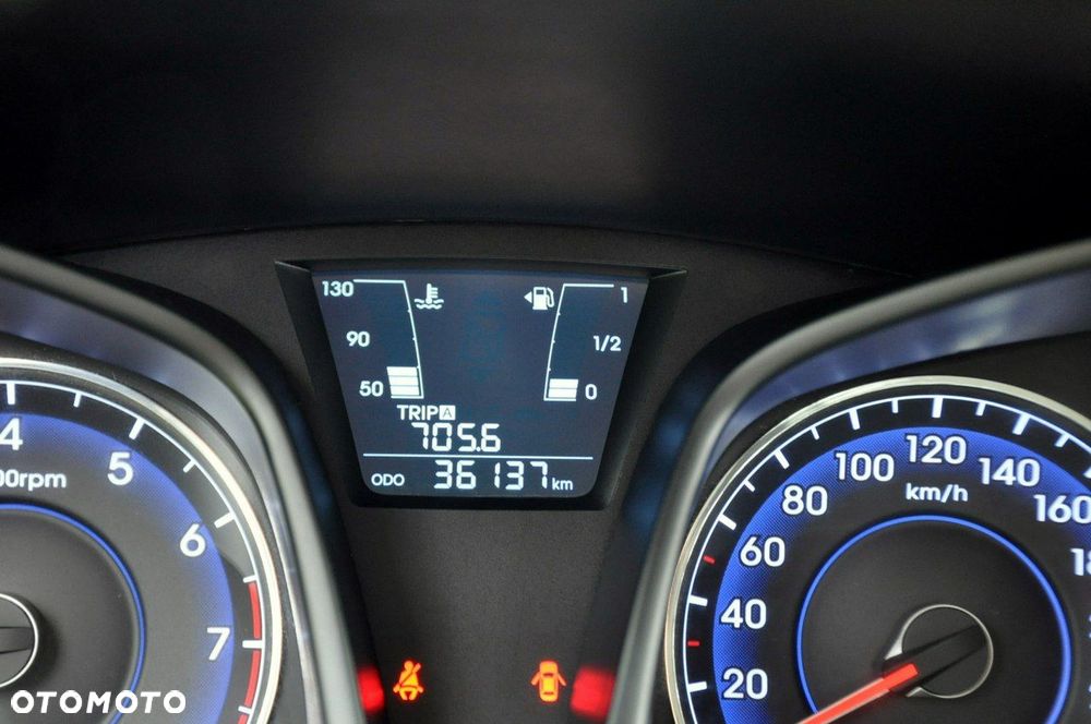 Hyundai ix20 - 31