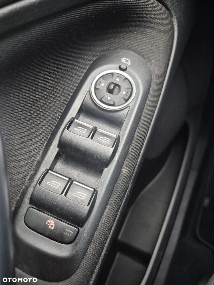 Ford S-Max 2.0 TDCi DPF Titanium MPS6 - 12