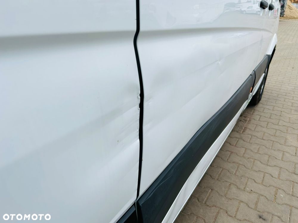 Mercedes-Benz Sprinter - 9